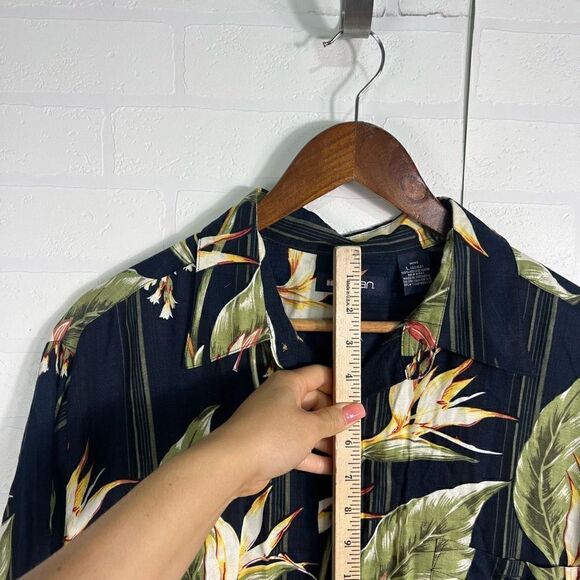 Puritan mens Button down Shirt Size L  Hawaiian Print - Picture 6 of 13